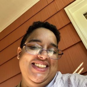 Meet your Posher, Tiesha